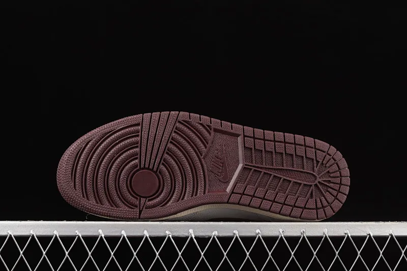 All categories Air Jordan Jordan series basketball shoes Air Jordan 1 High X version A Ma Maniere x Air Jordan 1 High OG AJ1 Joe 1 joint model snakeskin pattern high-top basketball shoes DO7097-100